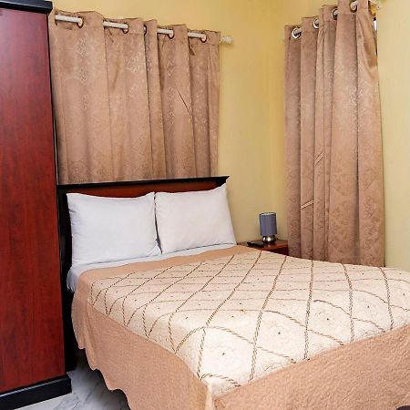La-Viv Royal Hotel Kumasi Exterior photo